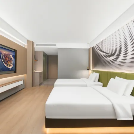Renjoy Hotel (Yintaicheng Chonghemen Square)