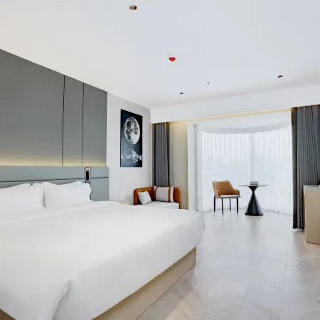 World Trade Grand Hote