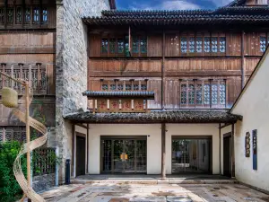 Yanguan Chaolezhicheng Shuishi Hotel