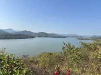 Luofu Mountain Waterside Retreat - romantis