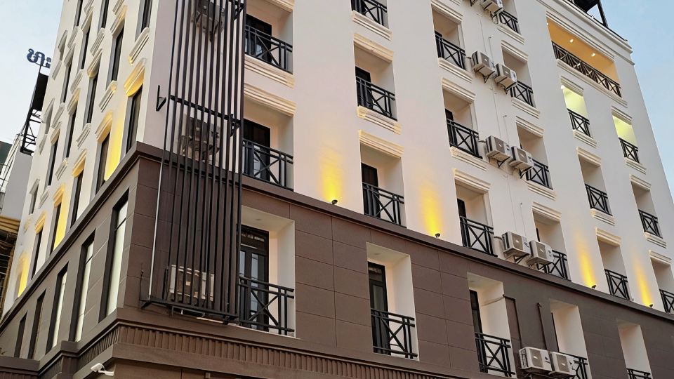 Ruby Luxe Hotel