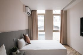 Welove meworld Inn