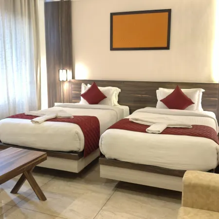 Monarch Express, Sri City