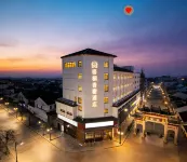 Wutong Xiangxie Hotel (Hangzhou Nanxun Ancient Town Scenic Area Branch) - parking