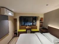 Small Town Story Boutique Hotel