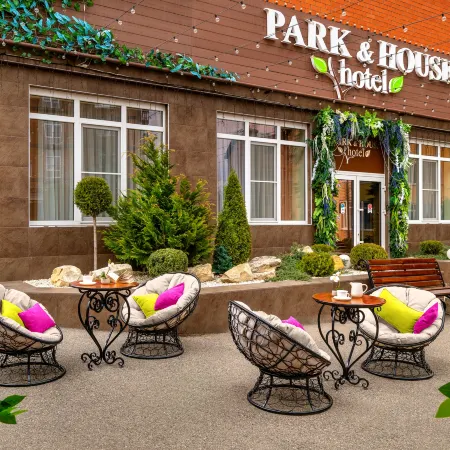 Park & House (Парк энд Хаус)