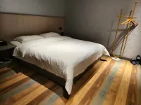 Zhanlang E-Sports Hotel