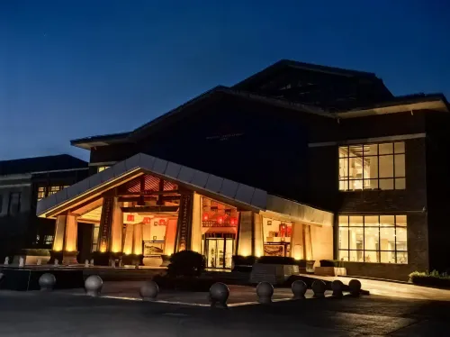 Lingshi Hongyuan Leisure Club (Jinzhong Wang Family Courtyard)