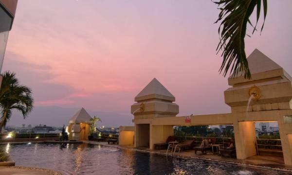Sunrise by Duangtawan Hotel Chiang Mai