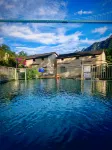 Xiaohuajiang Buyi Qiaoyuan Homestay
