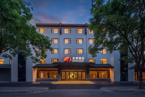 Bowen Hotel
