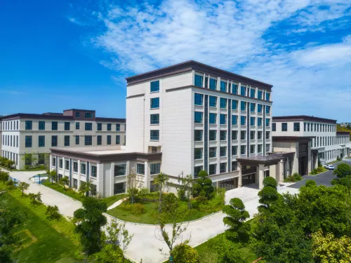 Jinzun Seabay Resort Hotel - 4 Sao