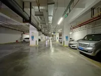 Jin Yuan International Hotel - Parking
