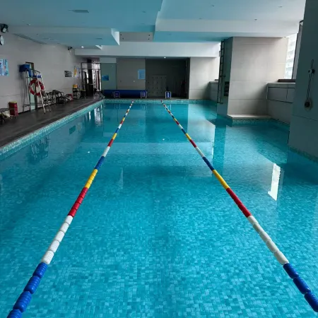 Yutai Hotel Apartment (Dongmen Pedestrian Street Luohu Port Branch)