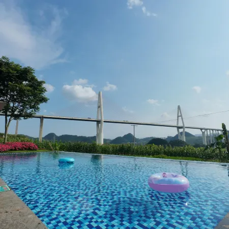Xingyi Qiaogu Daoshe Homestay