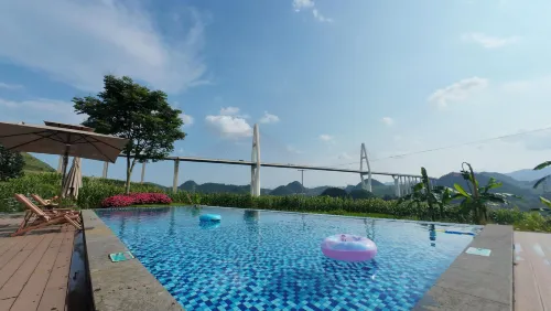 Xingyi Qiaogu Daoshe Homestay - สระว่ายน้ำแบบอินฟินิตี้