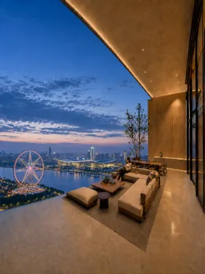 Echarm Hotel (Nanchangxizhan North Square Shengfuyou) - Mountain view