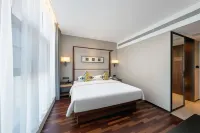SSAW Boutique Hotel (Anyi First Affiliated Hospital South District Subway Station) - 4-Star