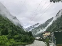溪畔湯泉度假飯店（畢棚溝景區理小路店） - 山景