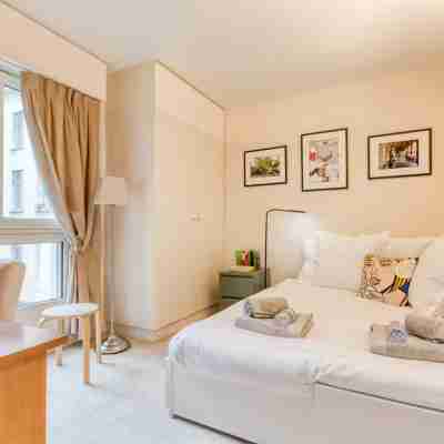 Modern & Quiet 3BR Family Apartment — Le Marais Rooms