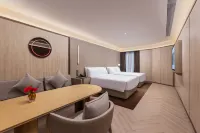 Haikou Qilou Old Street Crystal Orange Hotel - واي فاي