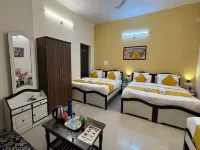 Hotel Lotus Inn near Udaipur City Railway Station Các khách sạn gần Gulab Bagh & Zoo