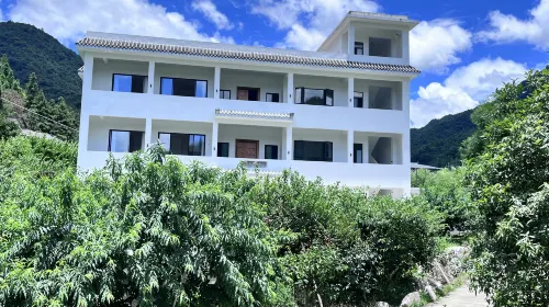Jiufeng Mountain Hidden Realm, Lechang ｜ Cloud Retreat Lodging - พร้อมระเบียง