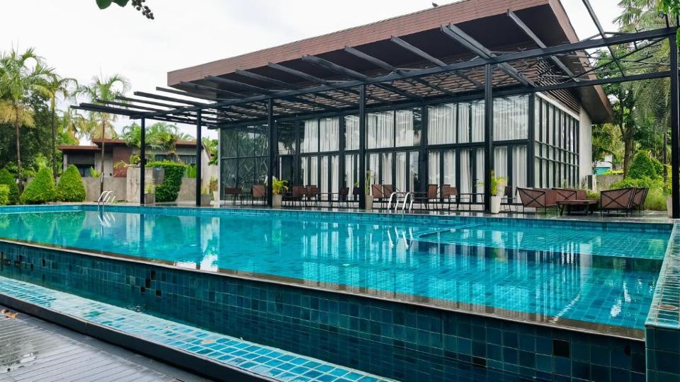 Sunday Sea Two Pool Villa Pattaya