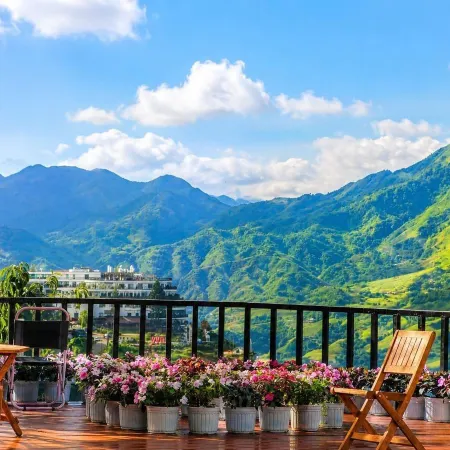 Violet Sapa Homestay