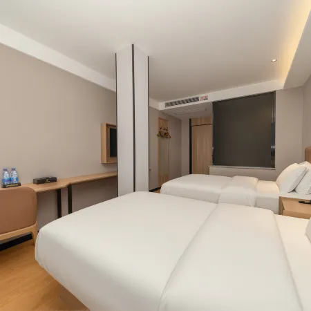 GreenTree Inn Qianshan Wanguo Road Business Hotel