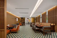 Howard Johnson Hotel Dust Settlement - ที่มีบาร์