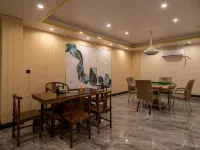 Boni Hotel (Guangzhou Beijing Road Pedestrian Street West Gate Metro Station Branch) Hotels near Ximenkou Station