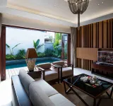 Global Migratory Birds Resort Hotel