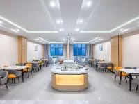 Tianyuan Mercure Hotel (North Passenger Transport Station Meihuan Park Branch) Hotels in Xuanwei