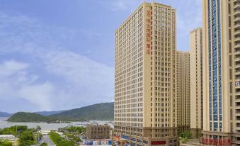 Vias Holiday Hotel (Huizhou Daya Bay Binhai Park)