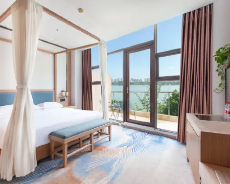 Shenxiangtang Riverview Art Hotel (Suining Dingsheng International Wanda Plaza) Hotels in Suining