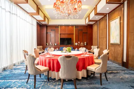 Changshu Zhongjiang Dekin Hotel Отели рядом с достопримечательностью «Swallow Garden»