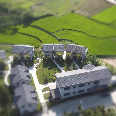 Wuzhishan Hongya Minsu