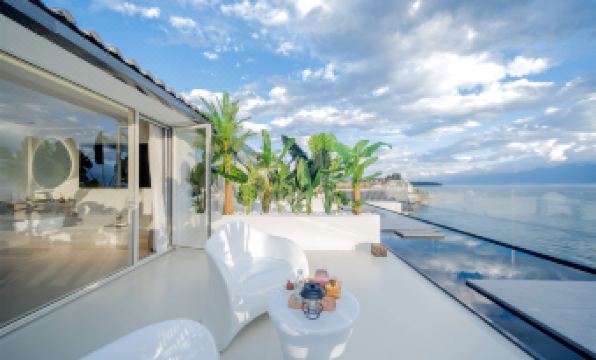 Dali Shuanglang Pomegranate Seaview Meisu (Beikou No.1 Branch)