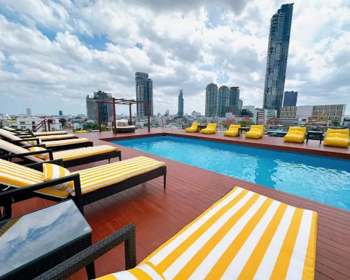 Miloft Sathorn Hotel Hotel in zona Tempio Wat Suthiwararam