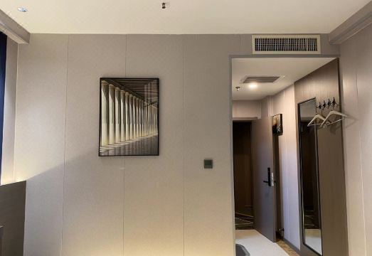 2. 완룽 딩성 비즈..