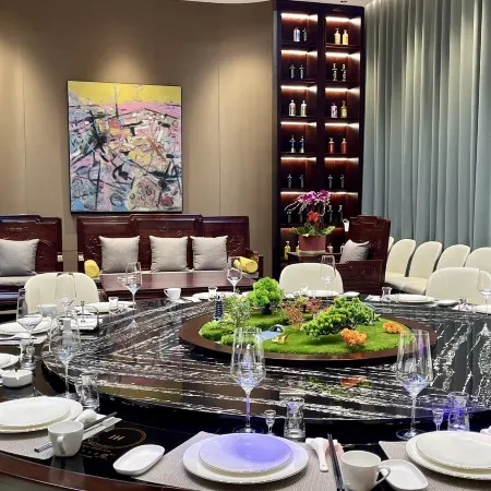 Weihai Tianhe Art Gallery Hotel