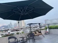 橘朵影院酒店（義烏國際商貿城三挺路夜市店） 鄰近老車站1970文創園的酒店