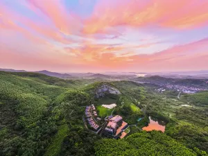 WYNDHAM GRAND PLAZA ROYALE HOT SPRINGS RESORT LIYANG