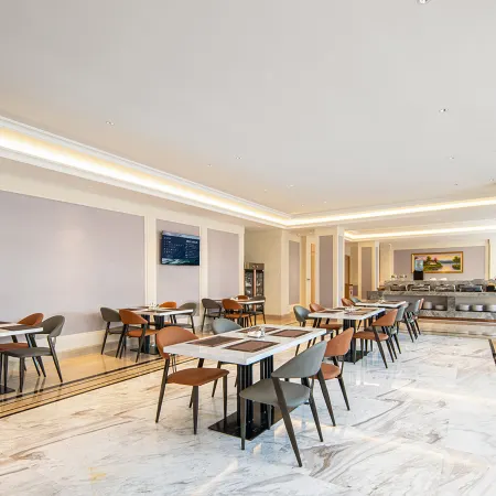 Vienna Hotel (Xingyang Government Branch)