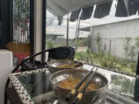 Ngoc An Hotel - parking