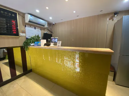 Yuhua Hotel (Shanghai Songjiang Sports Center Subway Station)