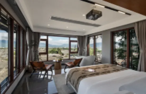 Chunshi · Zhiyi | Private Hot Spring Scenic Vacation Apartment (Gucheng Mufu) Hotels near Lion Hill