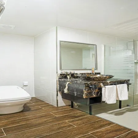 Embledon Hotel