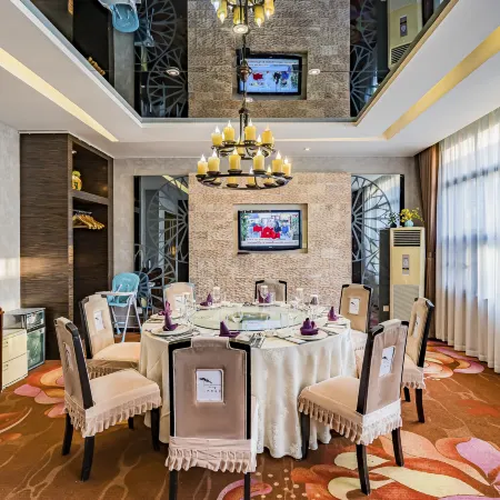 Jiangnanchun Hot Spring Resort Hotel